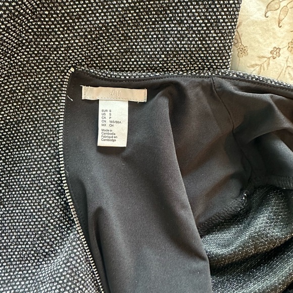 A-line dress - Picture 2 of 2